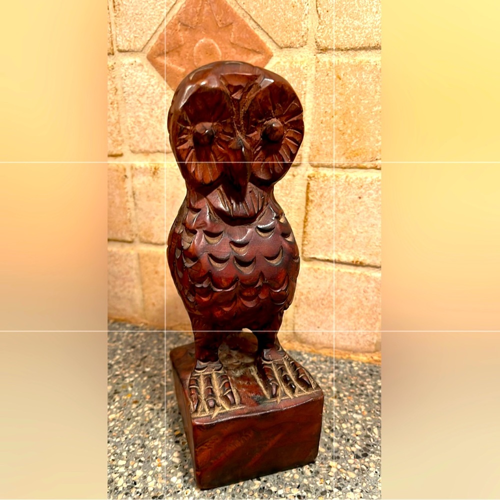 Mid century vintage wooden sculptured owl - mahogany